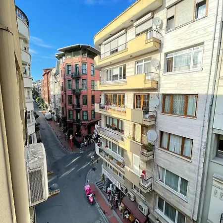 Hotel Nisantasi,private In Nisantasi R1